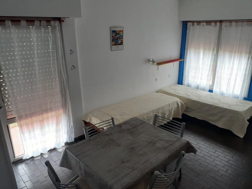 Alquilo Duplex Dulces Vacaciones en Villa Gesell zona Centro a 700 Mts de la Playa