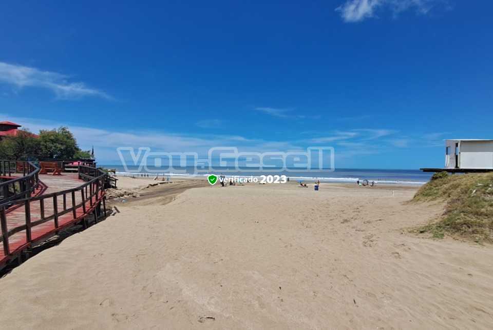 Alquilo Departamento Dunas y Mar 1C en Villa Gesell zona Centro Comercial a 5 Mts de la Playa