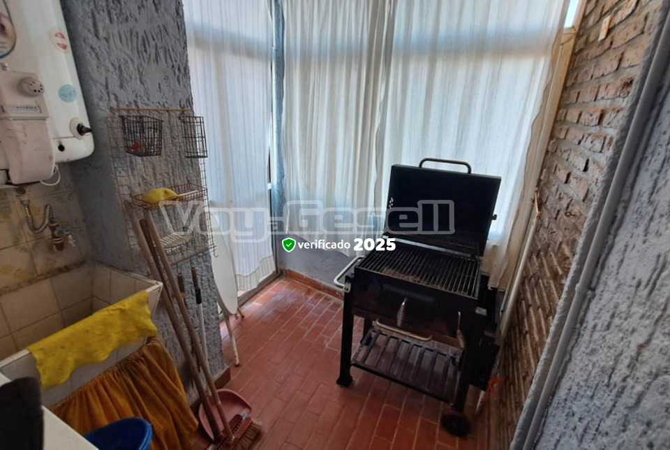 Alquilo Departamento Dunas y Mar 1C en Villa Gesell zona Centro Comercial a 5 Mts de la Playa 