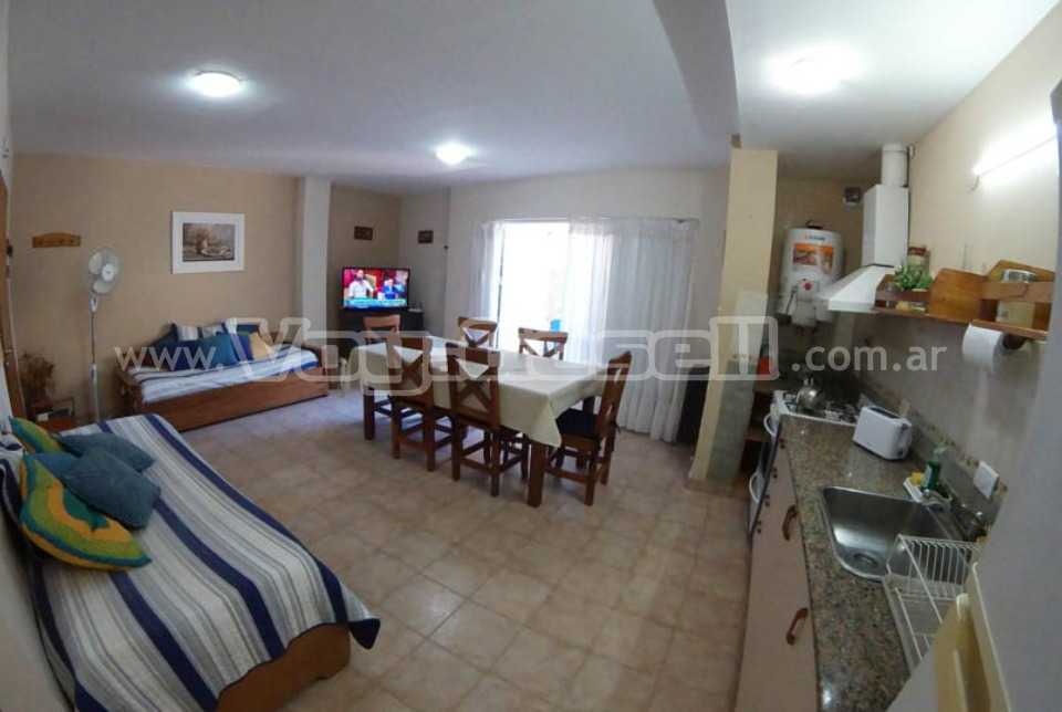 Alquilo Departamento Dunas y Mar PB B en Villa Gesell zona Centro Comercial a 10 Mts de la Playa 