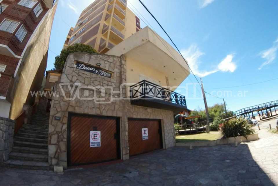 Alquilo Departamento Dunas y Mar PB B en Villa Gesell zona Centro Comercial a 10 Mts de la Playa 