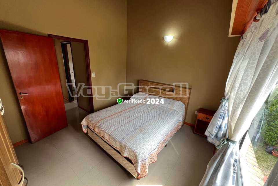 Alquilo Duplex Duplex 143 en Villa Gesell zona Sur a 1300 Mts de la Playa