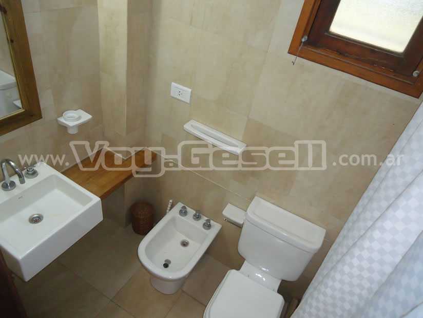 Alquilo Duplex Duplex 145 en Villa Gesell zona Sur  