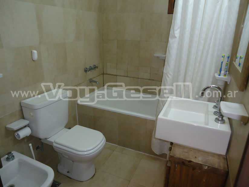 Alquilo Duplex Duplex 145 en Villa Gesell zona Sur 