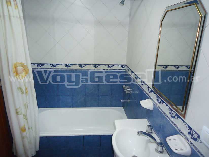 Alquilo Duplex Duplex 206 en Villa Gesell zona Barrio Norte a 400 Mts de la Playa