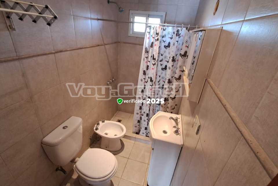 Alquilo Departamento Duplex Alejandro en Villa Gesell zona Centro a 1400 Mts de la Playa 