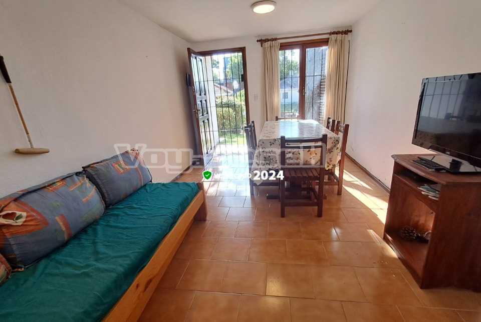 Alquilo Duplex Duplex Gemelos 2- Pasos Muelle en Villa Gesell zona Centro a 350 mts de la Playa 