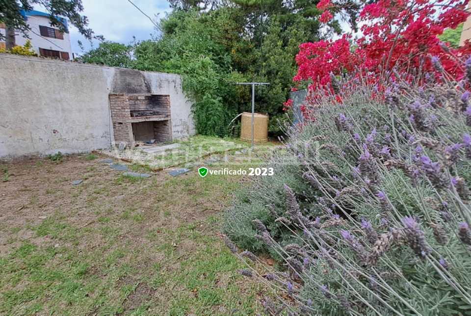 Alquilo Duplex Duplex Leo A en Villa Gesell zona Centro a 600 Mts de la Playa Fondo Parrilla