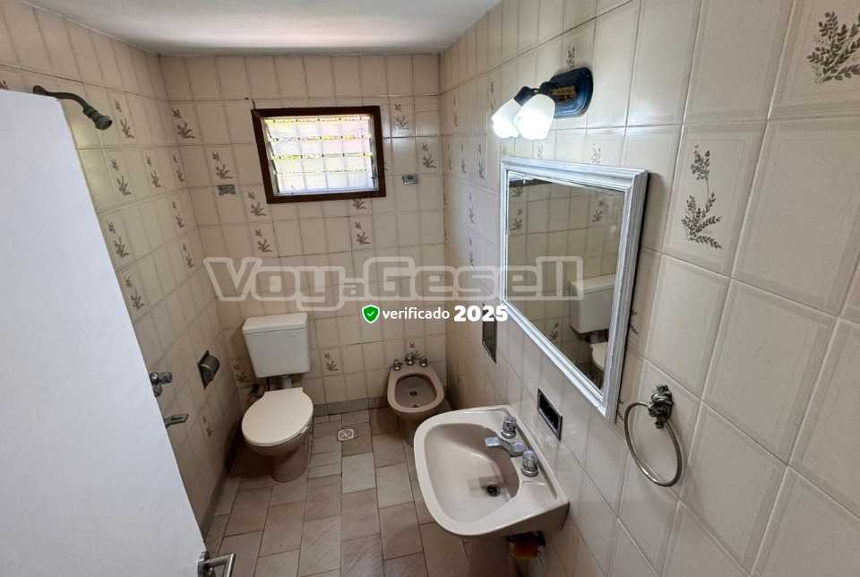 Alquilo Duplex Duplex Leo B en Villa Gesell zona Centro a 600 Mts de la Playa 