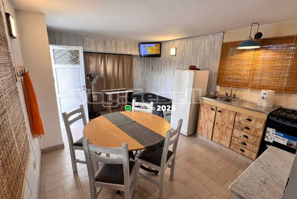 Alquilo Duplex Duplex Leo B en Villa Gesell zona Centro a 600 Mts de la Playa 