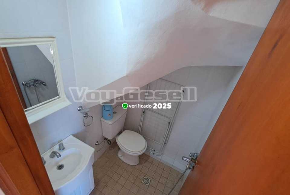 Alquilo Duplex Duplex QUAR en Villa Gesell zona Sur a 1000 Mts de la Playa 