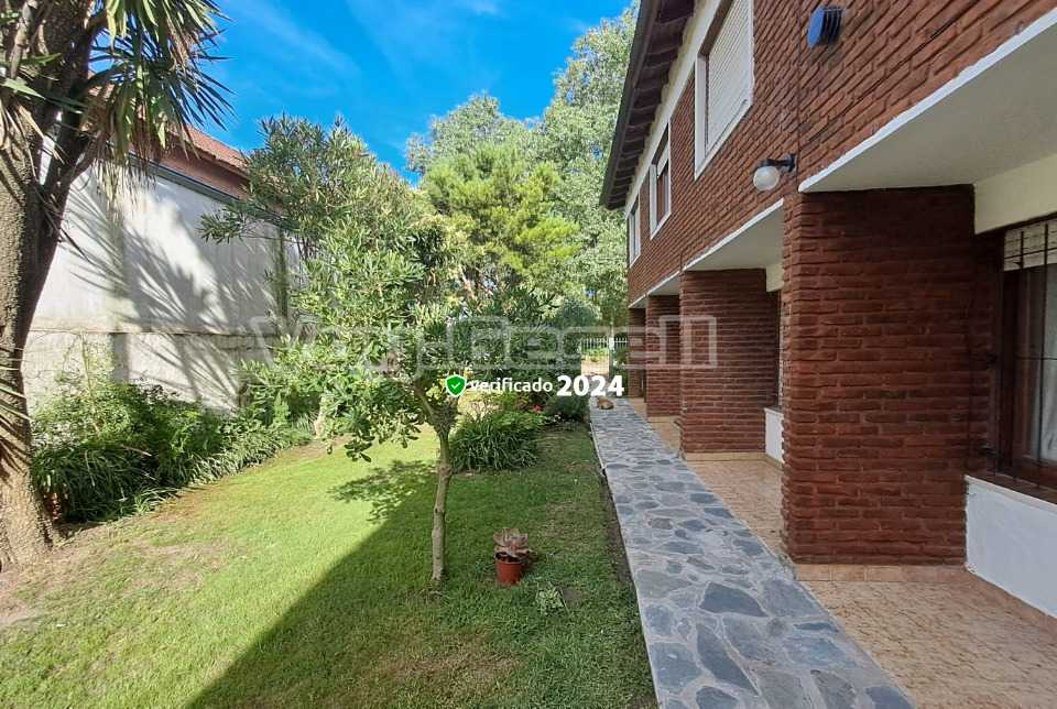 Duplex VG: Duplex en Villa Gesell zona Centro