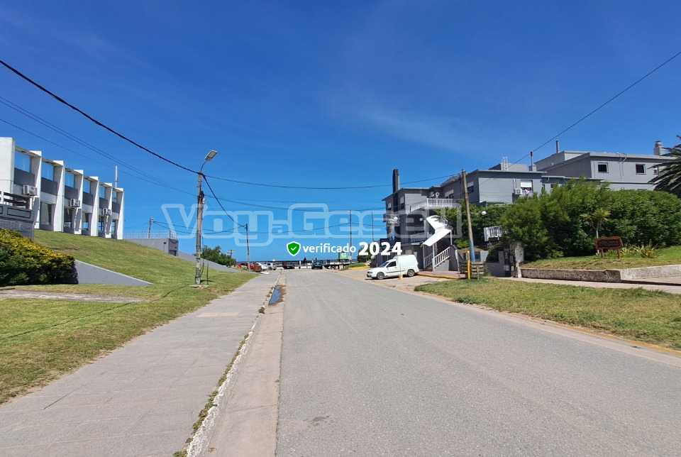 Alquilo Departamento Ebro 13 en Villa Gesell zona Centro Comercial a 140 mts de la Playa