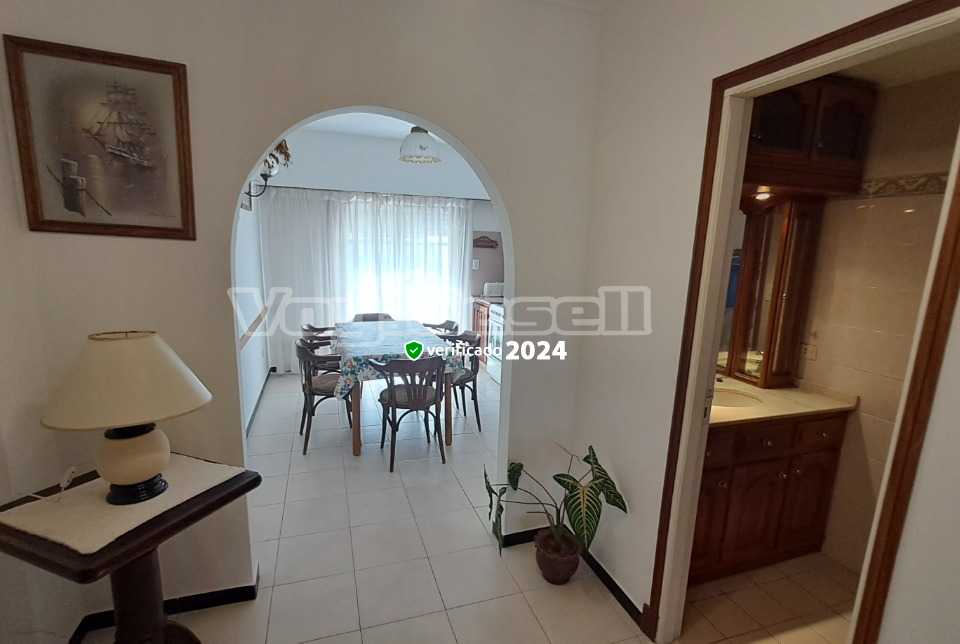 Alquilo Departamento Ebro 13 en Villa Gesell zona Centro Comercial a 140 mts de la Playa 