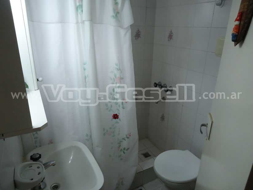 Alquilo Duplex Edif El Bosque Departamento J en Villa Gesell zona Sur a 200 Mts de la Playa 