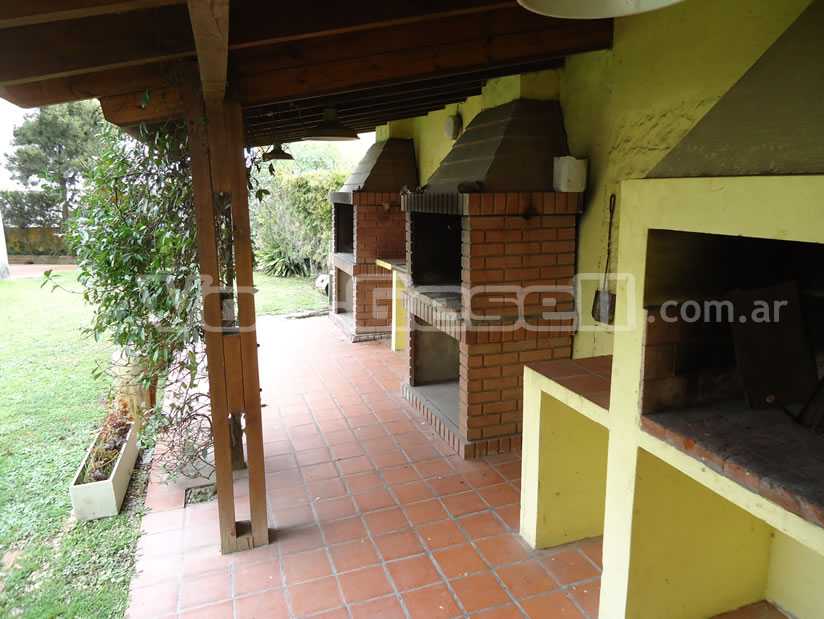 Alquilo Duplex Edif El Bosque Departamento J en Villa Gesell zona Sur a 200 Mts de la Playa