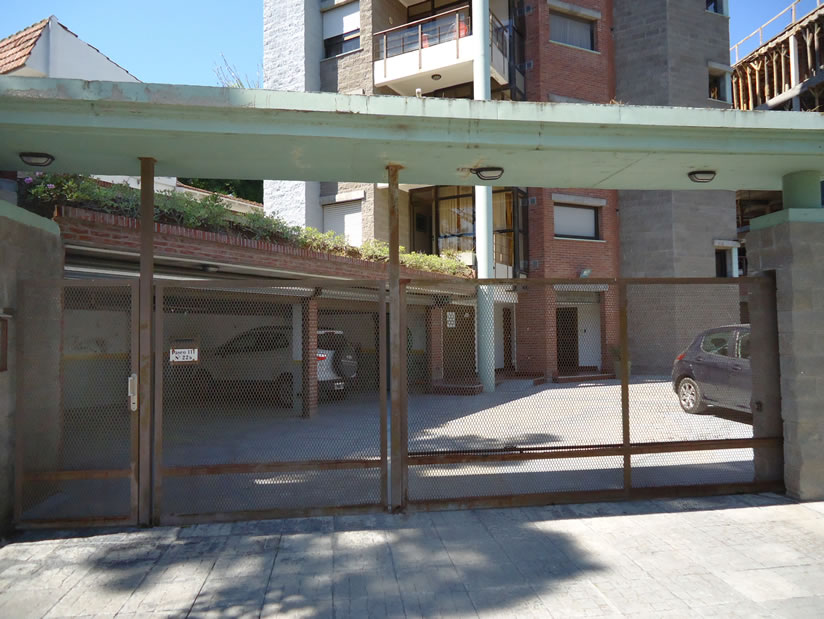 Alquilo Departamento Edif. Galli 6A en Villa Gesell zona Centro Comercial a 290 Mts de la Playa 