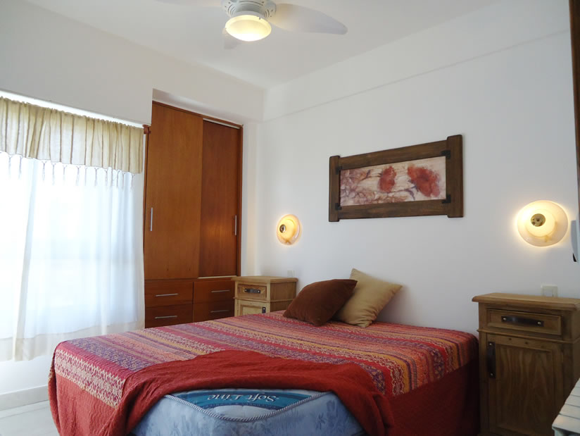 Alquilo Departamento Edif. Galli 6A en Villa Gesell zona Centro Comercial a 290 Mts de la Playa