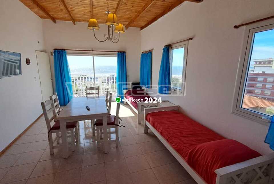 Alquilo Departamento Edif. Paramar en Villa Gesell zona Centro a 100 Mts de la Playa 