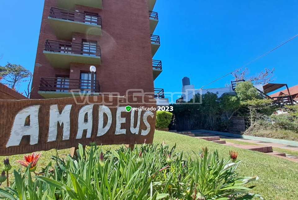 Alquilo Departamento Edificio Amadeus 3A en Villa Gesell zona Sur a 250 Mts de la Playa 