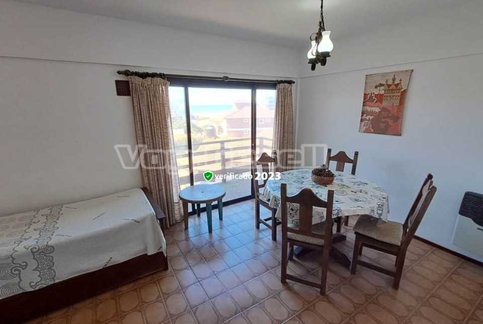 Alquilo Departamento Edificio Amadeus 3A en Villa Gesell zona Sur a 250 Mts de la Playa 