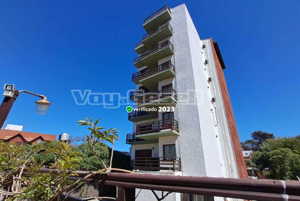 Alquilo Departamento Edificio Amadeus 6B en Villa Gesell zona Sur a 250 Mts de la Playa