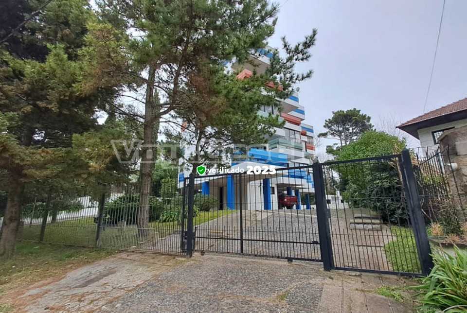 Alquilo Departamento Edificio Aquamarine 3B en Villa Gesell zona Barrio Norte a 250 Mts de la Playa 
