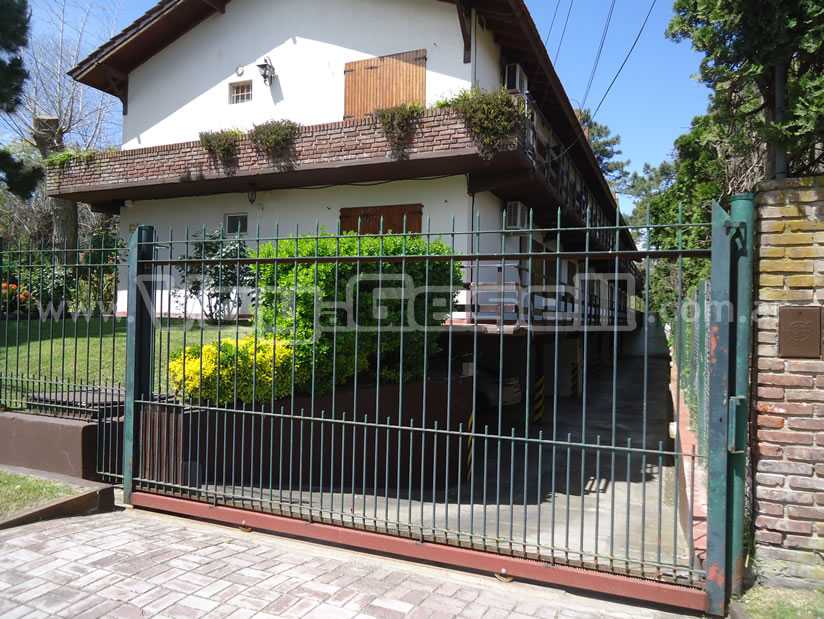 Alquilo Departamento Edificio Barrio Norte 11 en Villa Gesell zona Barrio Norte a 600 Mts de la Playa