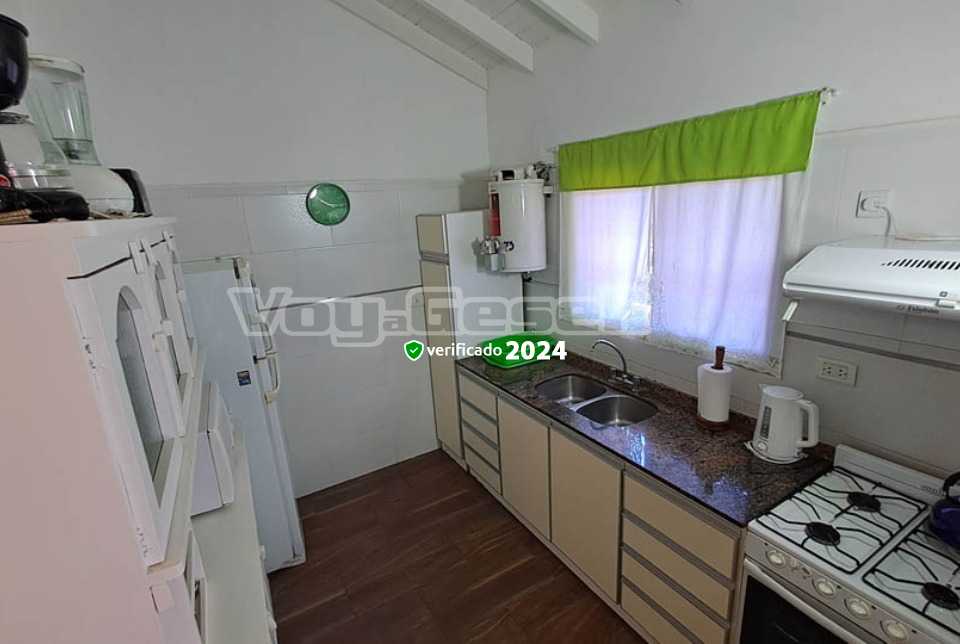 Alquilo Departamento Edificio Barrio Norte 11 en Villa Gesell zona Barrio Norte a 600 Mts de la Playa 