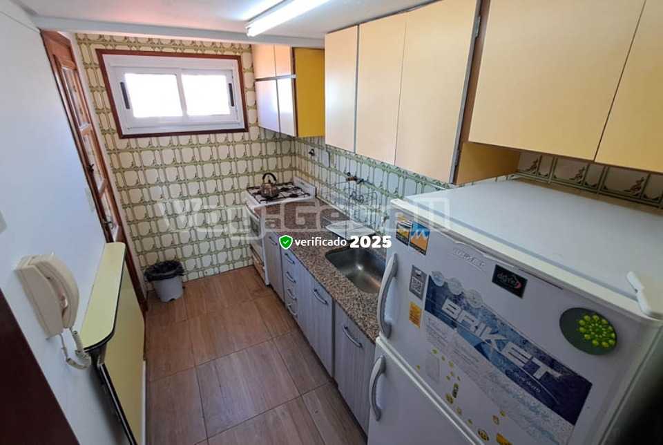 Alquilo Departamento Edificio Coronado en Villa Gesell zona Barrio Norte a 10 Mts de la Playa