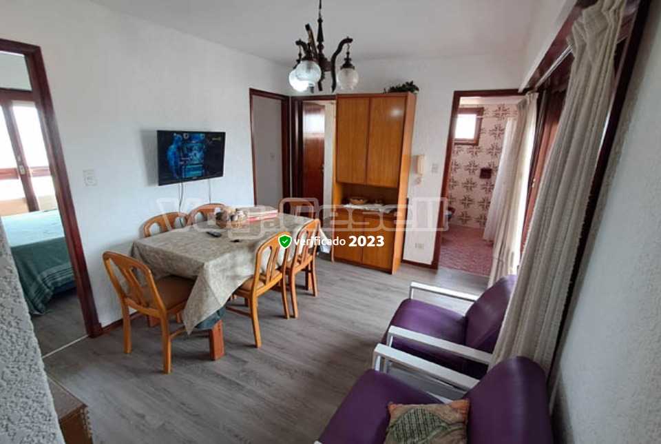 Alquilo Departamento Edificio Coronado IV en Villa Gesell zona Barrio Norte a 10 Mts de la Playa 