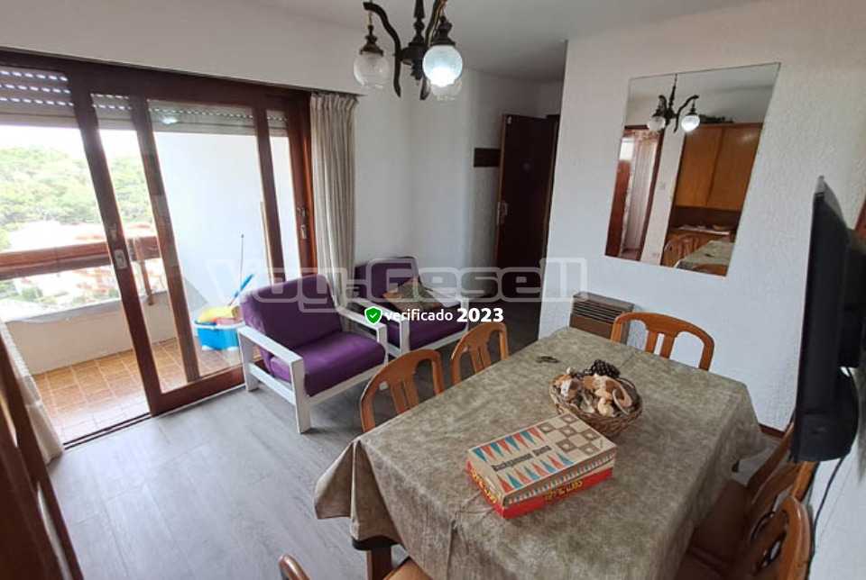 Alquilo Departamento Edificio Coronado IV en Villa Gesell zona Barrio Norte a 10 Mts de la Playa