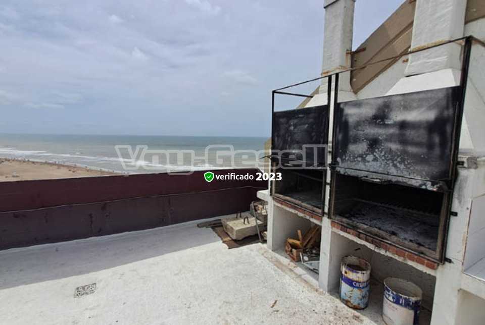 Alquilo Departamento Edificio Coronado IV en Villa Gesell zona Barrio Norte a 10 Mts de la Playa