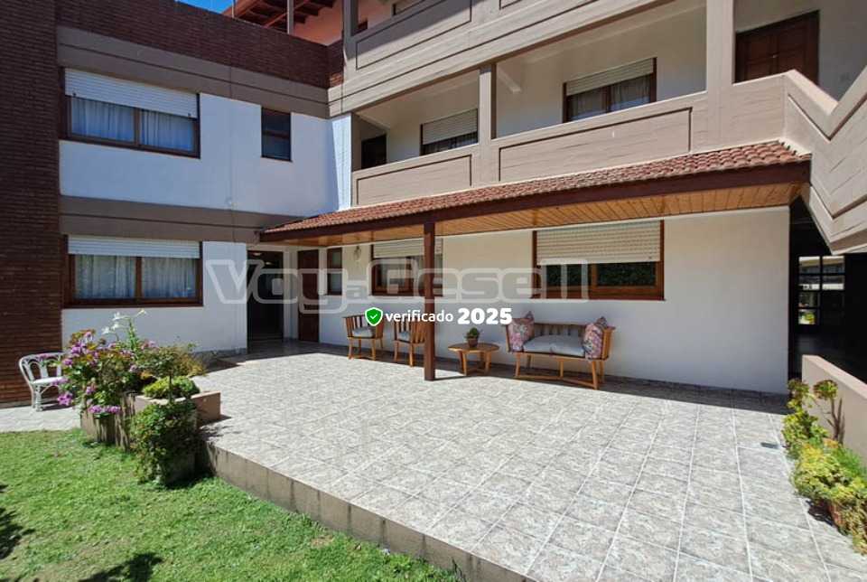 Alquilo Departamento Eros en Villa Gesell zona Centro Comercial a 100 Mts de la Playa