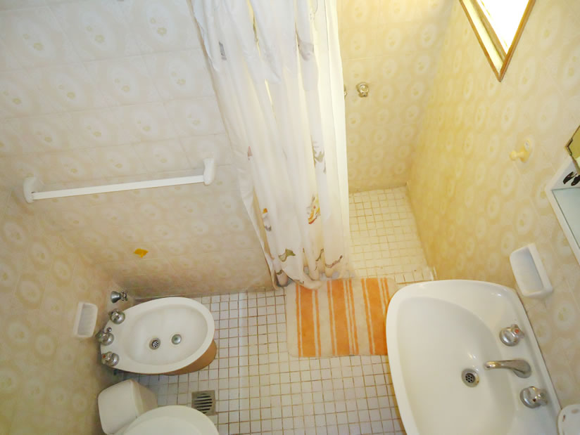 Alquilo Departamento Edificio Las Gaviotas en Villa Gesell zona Sur a 50 Mts de la Playa