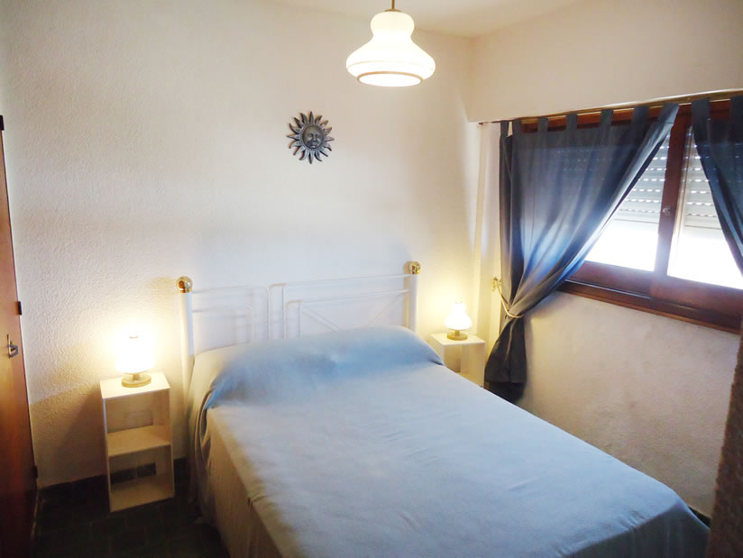 Alquilo Departamento Edificio Las Gaviotas en Villa Gesell zona Sur a 50 Mts de la Playa