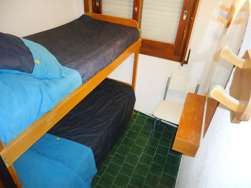 Alquilo Departamento Edificio Las Gaviotas en Villa Gesell zona Sur a 50 Mts de la Playa