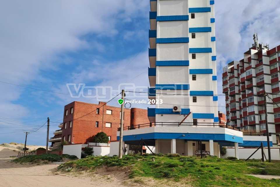 Alquilo Departamento Edificio Las Gaviotas en Villa Gesell zona Sur a 50 Mts de la Playa 