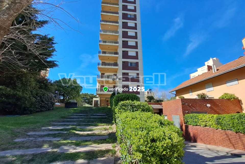 Alquilo Departamento Edificio Neretva DEPTO CLIP en Villa Gesell zona Barrio Norte a 200 mts de la Playa 