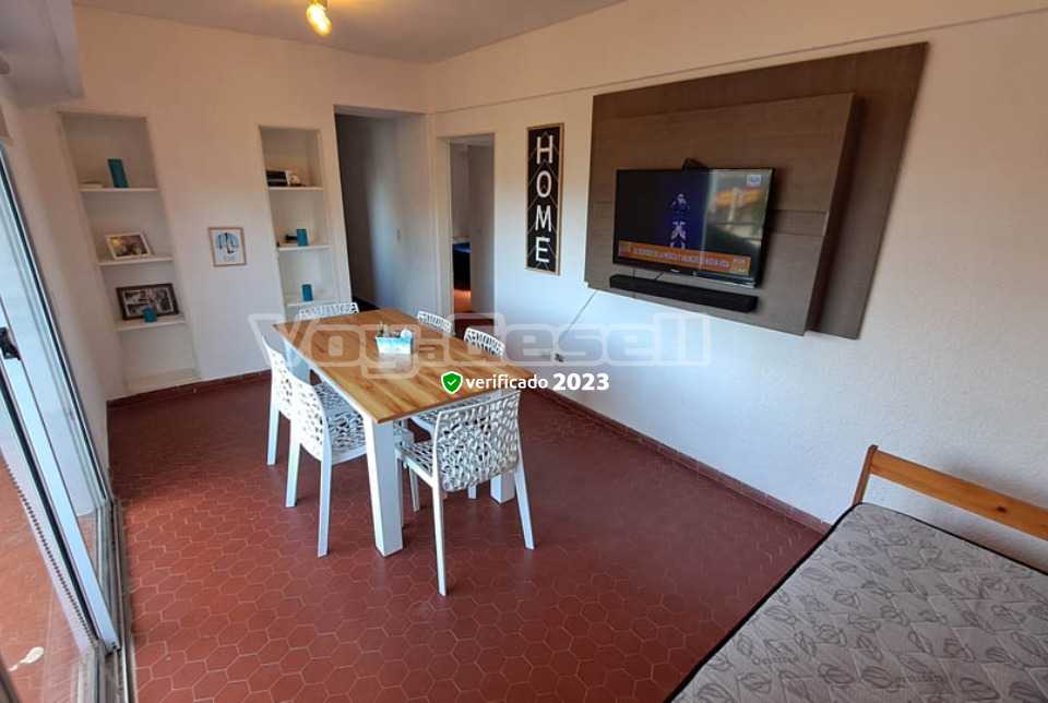 Alquilo Departamento Edificio PH en Villa Gesell zona Sur a 500 Mts de la Playa 