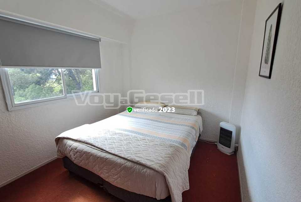 Alquilo Departamento Edificio PH en Villa Gesell zona Sur a 500 Mts de la Playa 