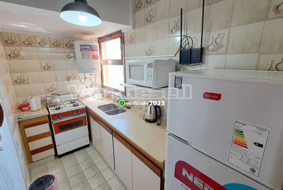 Alquilo Departamento Edificio Romeo IV en Villa Gesell zona Barrio Norte a 260 mts de la Playa 