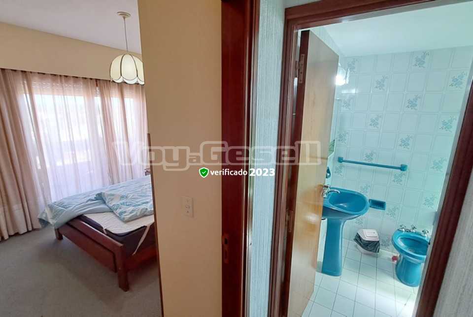 Alquilo Departamento Edificio Romeo IV en Villa Gesell zona Barrio Norte a 260 mts de la Playa