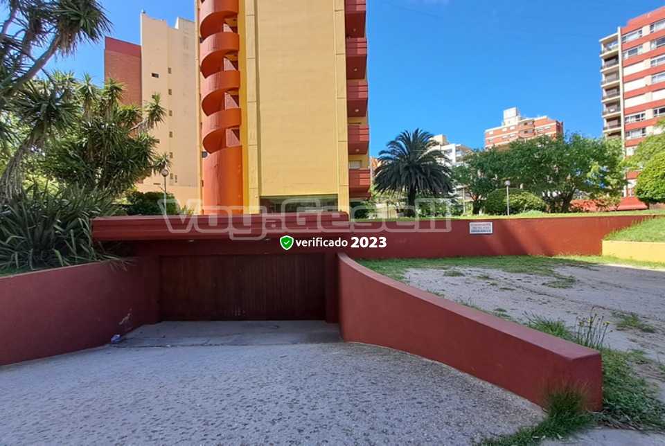 Alquilo Departamento Edificio Romeo IV en Villa Gesell zona Barrio Norte a 260 mts de la Playa