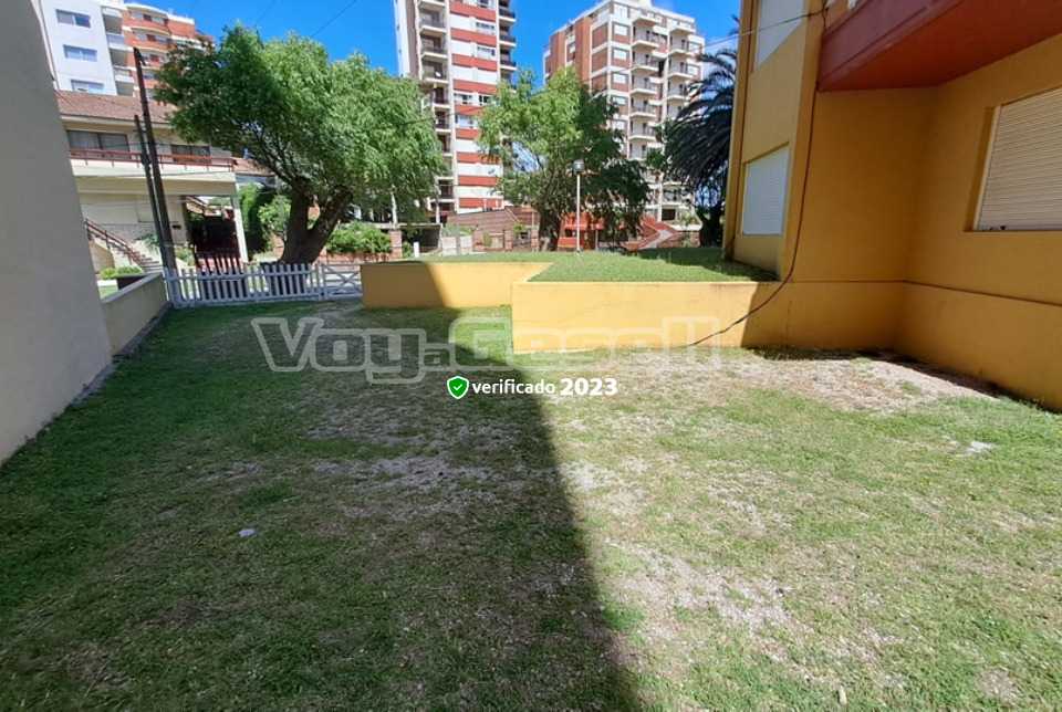 Alquilo Departamento Edificio Romeo IV en Villa Gesell zona Barrio Norte a 260 mts de la Playa