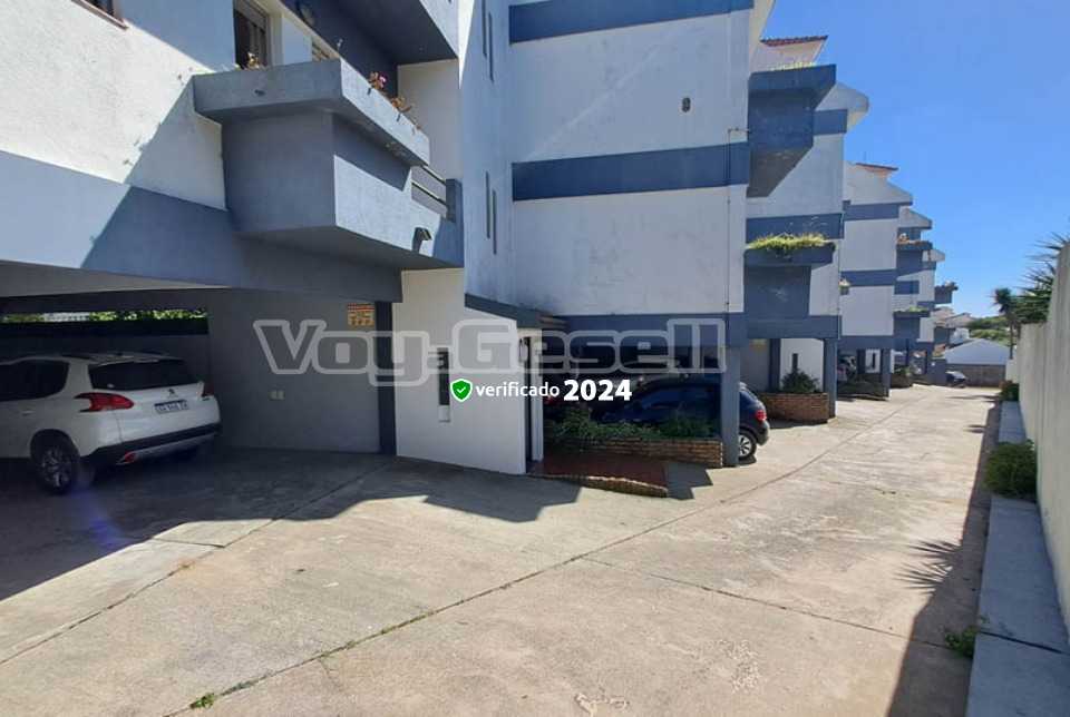 Alquilo Departamento Edificio Triton depto 12 en Villa Gesell zona Sur a 130 Mts de la Playa 