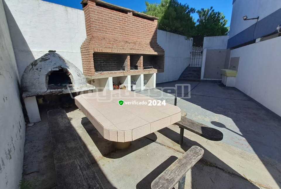 Alquilo Departamento Edificio Triton depto 12 en Villa Gesell zona Sur a 130 Mts de la Playa 