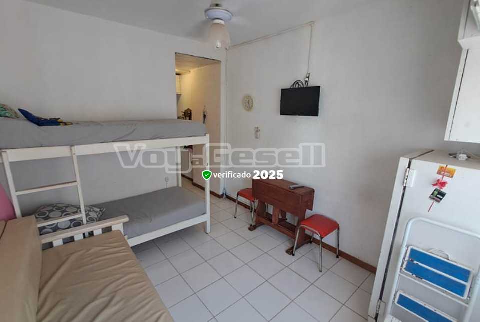 Alquilo Departamento Edificio Valmar en Villa Gesell zona Barrio Norte a 30 Mts de la Playa