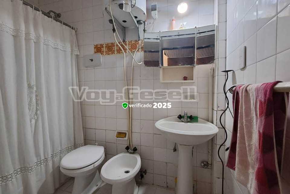 Alquilo Departamento Edificio Valmar en Villa Gesell zona Barrio Norte a 30 Mts de la Playa 