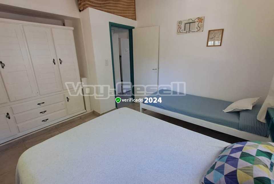 Alquilo Casa El Alero en Villa Gesell zona Centro a 550 Mts de la Playa